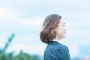 子女没有照顾父母,竟享受拿遗产好处!2例子告诉你:我们要自主决定,遗产要给谁