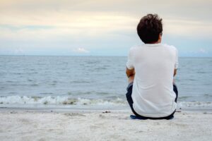 负债父一过世…他立刻办理抛弃继承，不料竟错失500万遗产！父母亲过世后，千万别轻易放弃权益