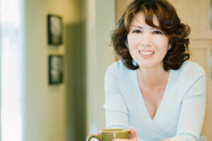 妈妈还没过世，大哥大嫂竟把她房子卖掉！1例子启示：自己的东西要签书面借名契约