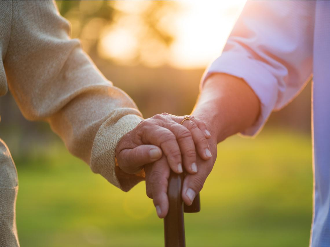 领取劳保年金期间过世，遗眷还有2笔钱可以领！一次看懂劳保“死亡给付”怎么申请、怎么领？ – 大保社