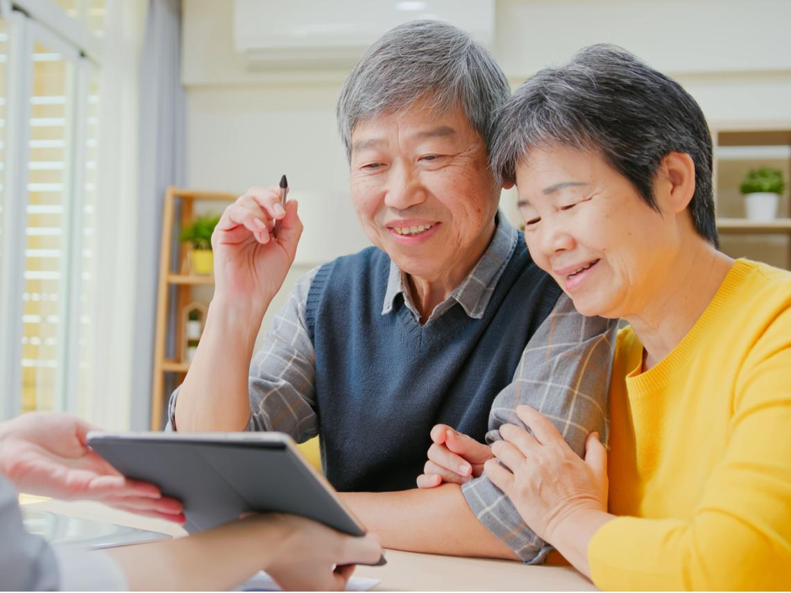 国外的儿子讲得“心甘蜜甜”，身旁的子女却视而不见…一个继承启示：不孝子常是父母宠出来的 – 大保社