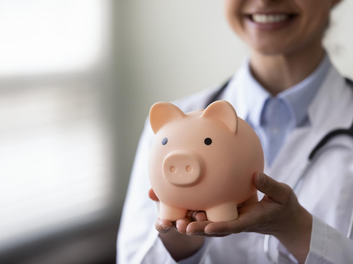 全民健保快易通，但相关权益你真懂吗？每年6月底申请健保核退，这样做还能合法省下健保费 – 大保社