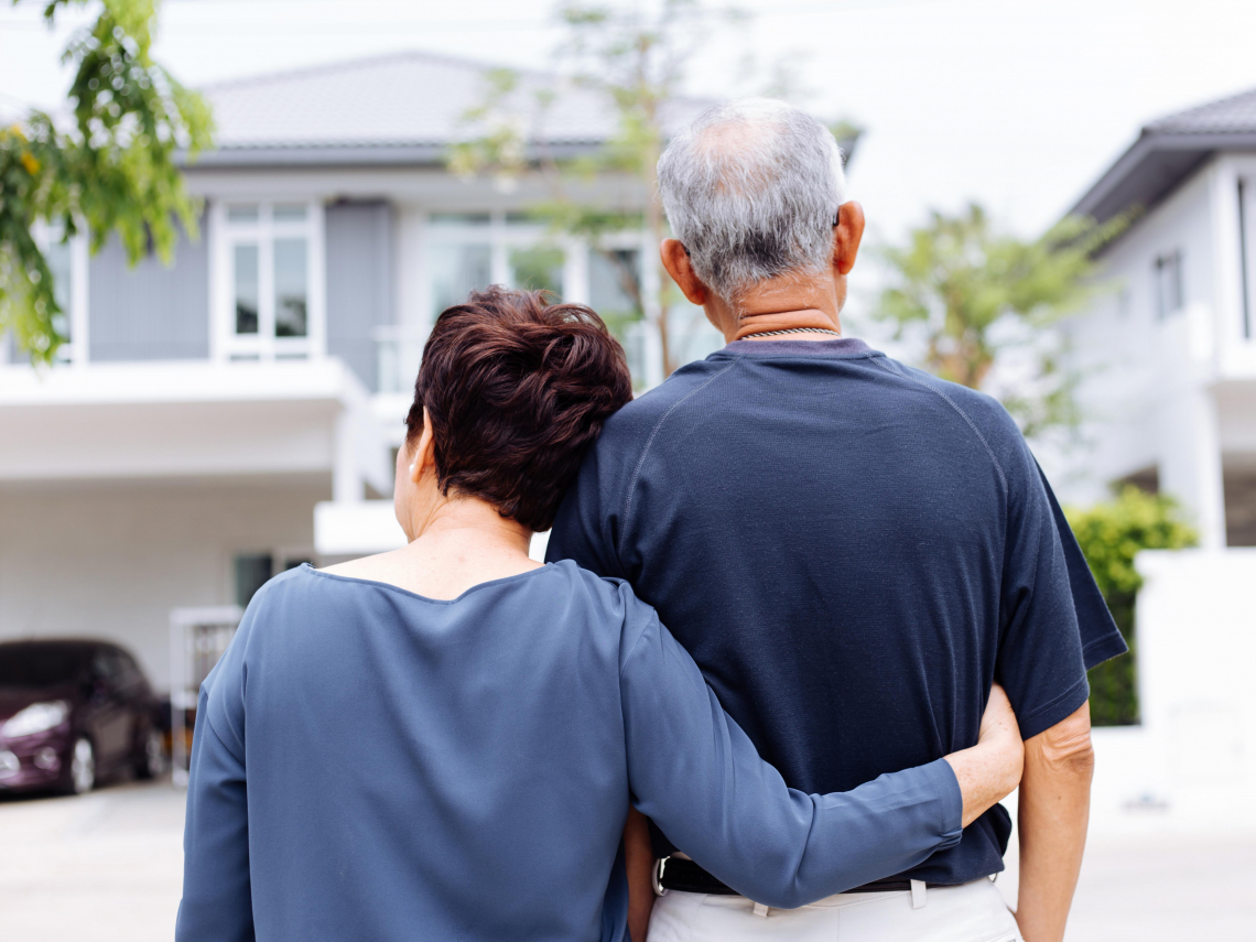 怕老了被房东赶!年过半百夫妻“存600万想买房”…专家4建议“这样买”:别把存款全押在买房 – 大保社