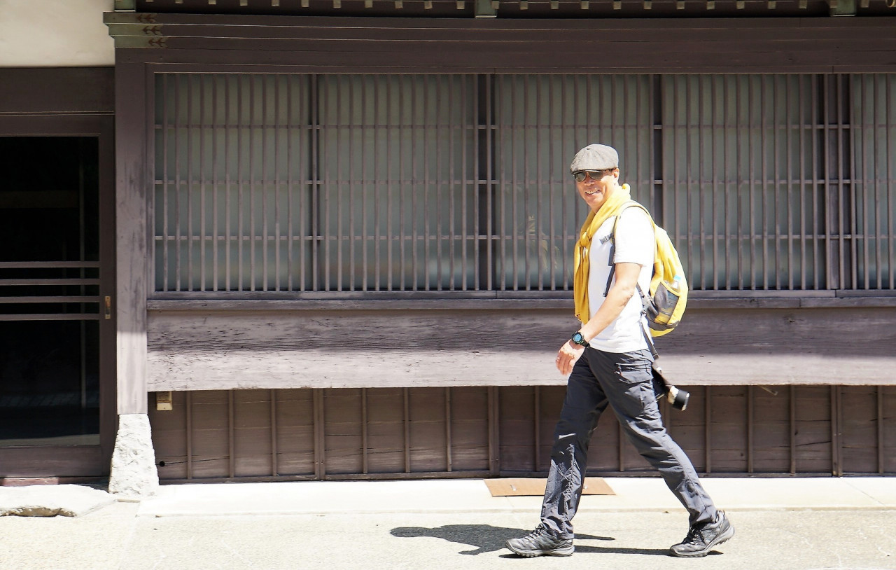 放假就别再想工作!好好规画假期,老黑:没有人临终前,会嫌这辈子工作时间太少 – 大保社