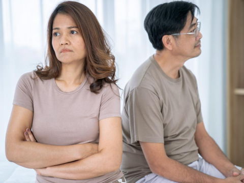 “老公50多岁时被退休了2次”28年家管妻子叹：我们没想过离开工作，经济拮据的寒冬就会来临 – 大保社