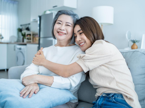 不舍病母煎熬生死关，丁宁“想像失去妈妈”学放手：爱是超越生死界线，一直延伸的 – 大保社