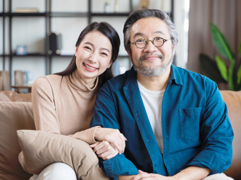 老妈有飞行恐慌症，老爸从此不谈出国旅游：与其时时挂念一路玩的牵肠挂肚，不如待在一起开开心心 – 大保社