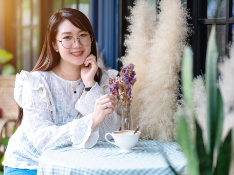 全家的房子将来是大哥的，也帮二哥出头期款！当我要买房时却一毛钱都不肯借，爸爸：女生买什么房子 – 大保社