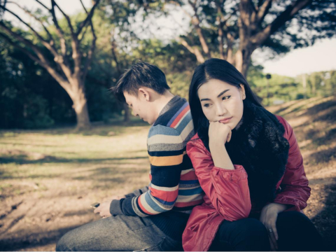 老婆开口就带刺,“空巢期”相看两相厌…你无趣谁愿相伴终老?一起散步做家事,找回亲密感 – 大保社