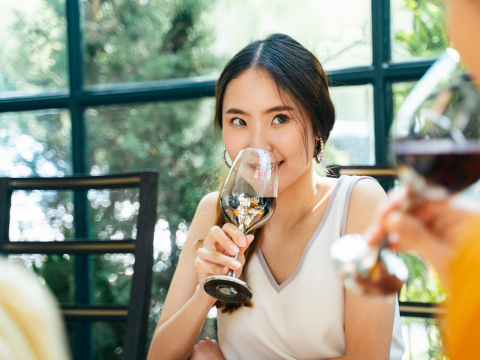 暧昧人夫4年，他竟跟别人搞不伦！熟女怒揭外遇害离婚，反遭求偿百万…作家叹：都是嫉妒心 – 大保社