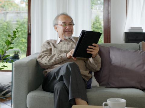 55岁肝硬化,本被宣判时日无多!他转个念头竟多活20年:与其躺着等死,不如正常过活 – 大保社