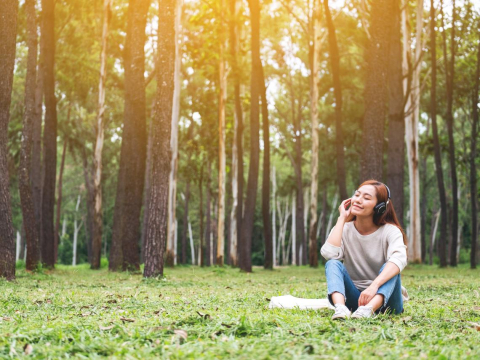 中年后，人际关系要排毒、断舍离！就算是再好吃的食物，一直往嘴里塞，肚子也会出问题 – 大保社