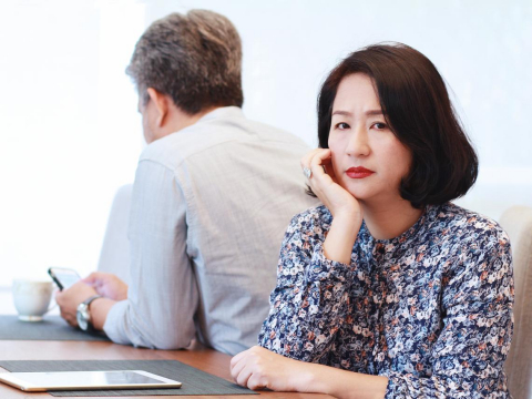 她长得漂亮、工作能力又强，老公仍执意离婚？命理师：世上八苦之中，“这种”最苦 – 大保社