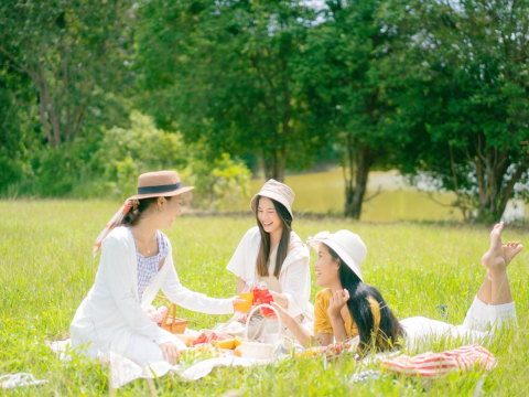 “爱管闲事”的人更加幸福!2例子发现:当我周围的人都过得很好,我才能捞更多好处 – 大保社