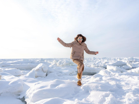 在北极圈2度C游泳的人教我的事：旅行变大的是足迹，对自己、世界的包容与弹性，以及充满热爱 – 大保社