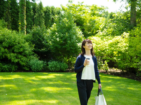 见老友全身名牌，他辞6年工程师当房仲，却跟客户吵架开始怀念过往：虚荣心只会让你一步错、步步错 – 大保社