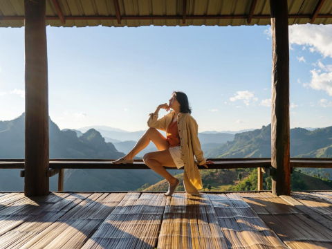 她们养的小狗到对门撒尿,竟被邻居拿刀刺当场离世!“没有控制情绪能力,最终断送几个人的一生” – 大保社