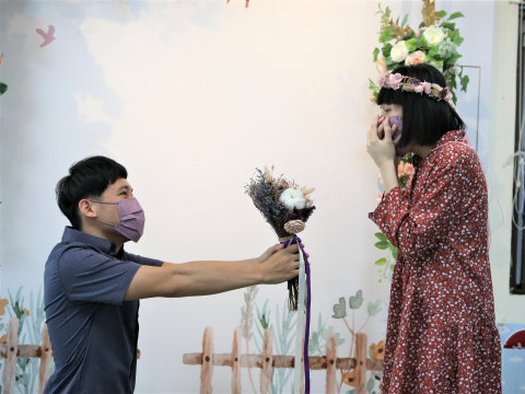 我没法叫癌细胞消失,但能好好说再见…28岁癌末女孩圆梦步红毯、办生前告别式:“努力过就没遗憾” – 大保社