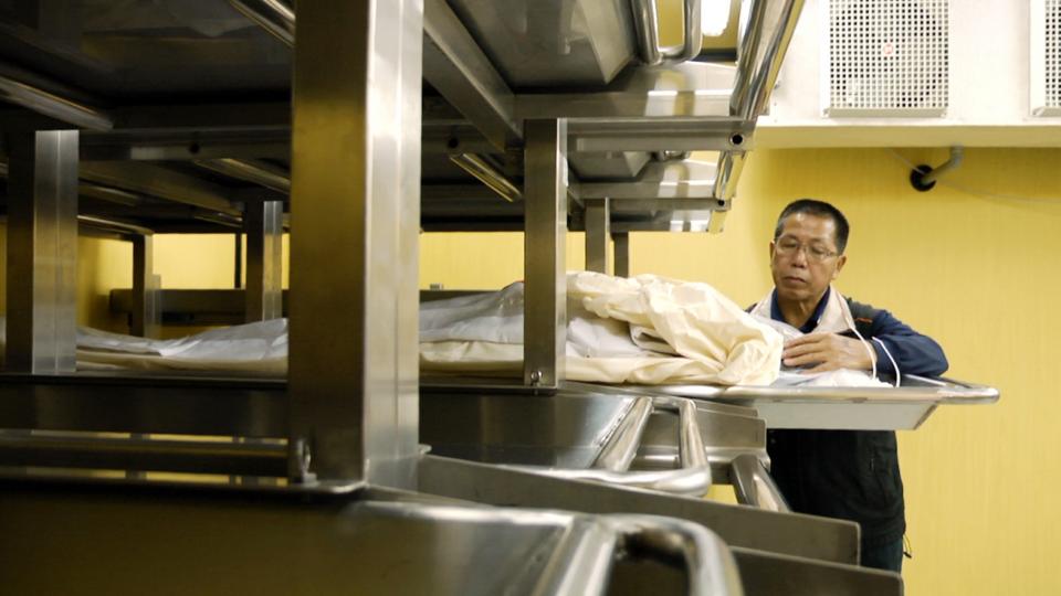 每月开车3小时探望亡妻大体，“她去了一个很好的地方”…凝视死亡，看见大体老师的动人故事 – 大保社