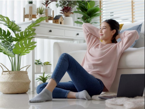 发烧、喉咙痛…我是新冠确诊了，还是小感冒？一张图分辨Omicron、感冒、流感症状差异 – 大保社