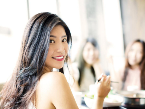 中国台湾8成民众有牙周病？口腔出现2大症状就要提高警觉！牙医教3招预防，远离牙周病 – 大保社