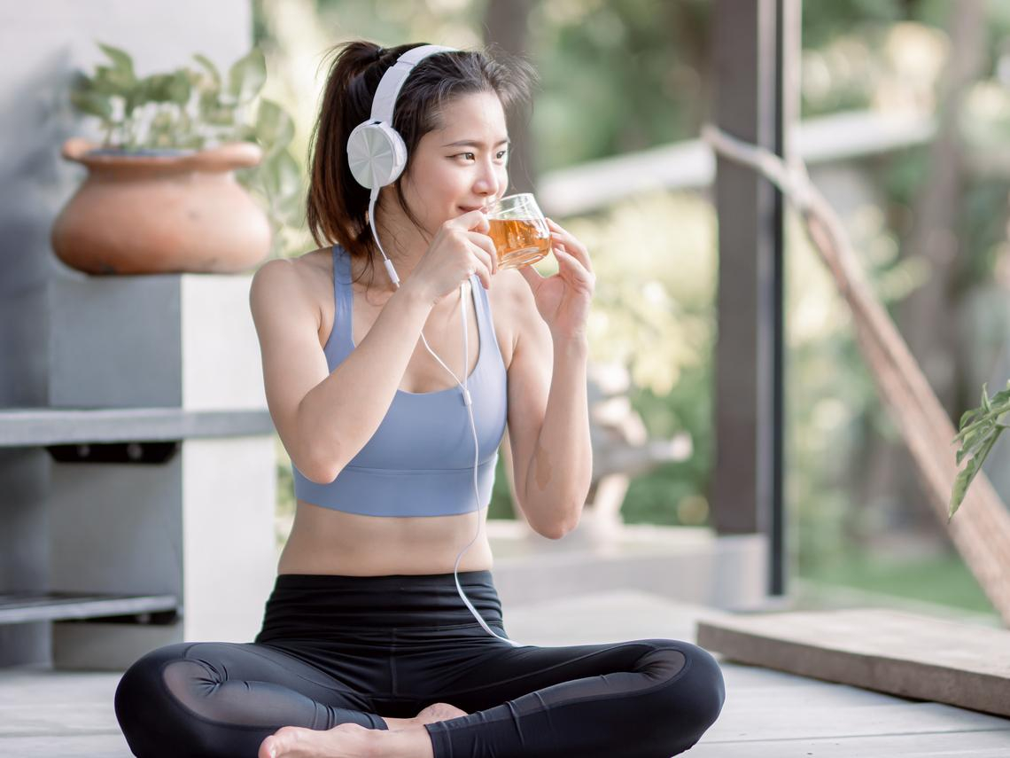 梅雨季手掌长出“西米露”，当心汗疱疹作怪！茶饮、按摩穴位2方法帮袪湿，终结恼人搔痒 – 大保社