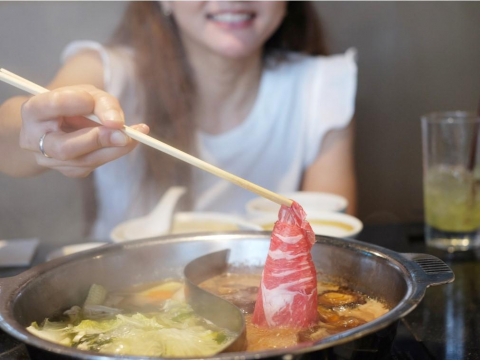 肾结石痛仅次生小孩,10年复发率达50%!医提醒3大NG饮食习惯,中药助攻排出顽固肾结石 – 大保社