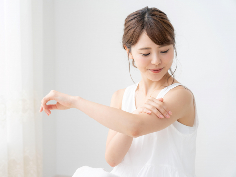 进入50后“冬季痒”年年报到？皮肤科医师教3方法轻松缓解：每天“这时间”保养最好 – 大保社