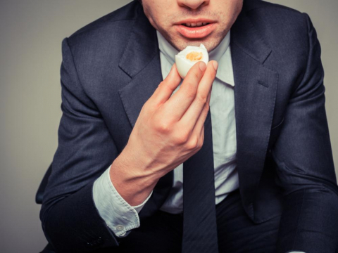 这样吃蛋小心致命！煮蛋前关键2动作“顺序反了恐伤身”…专家示警：很多人都不知道 – 大保社