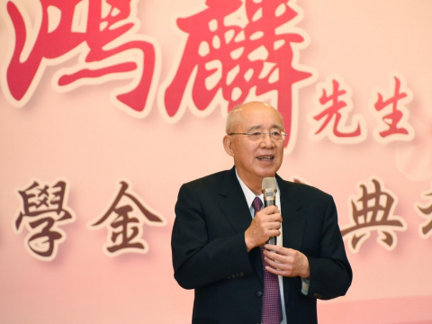 深夜在家跌倒昏厥、头喷血，84岁爱妻跳上救护车陪送医！吴伯雄曝“3个幸好”保住一命 – 大保社