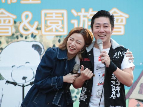 “我怕明天见不到你”40岁艺人艾成坠楼亡…曾曝心跳狂飙、不敢睡,医揭“恐慌症”常见症状 – 大保社