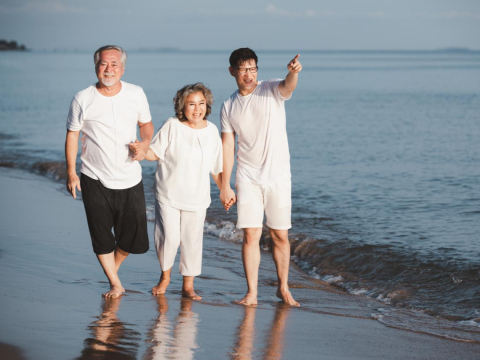 阿伯出门就生气，全因这个“男言之隐”！摄护腺肥大酿尿失禁，拖累膀胱“过劳”恐需洗肾 – 大保社
