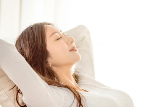 平日熬夜、假日补眠,恐越睡越累!医师:5个睡眠迷思,快改掉 – 大保社