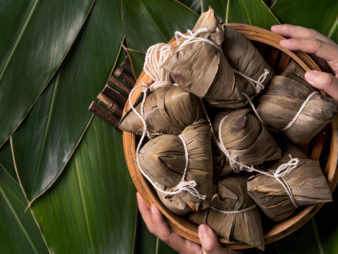 端午湿热疫病多，吃粽、挂艾草都是养生法！中医教从“端午习俗”学古人防病智慧 – 大保社
