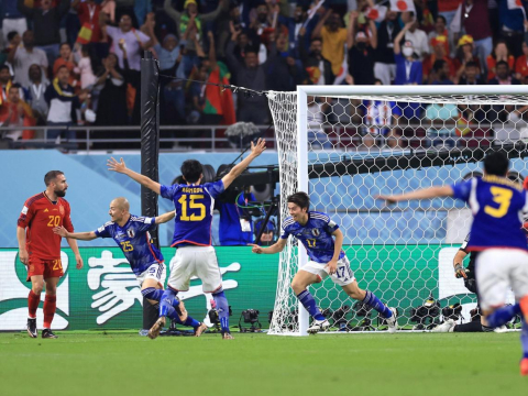 熬夜疯世足，当心脑神经系统亮红牌！“睡眠剥夺”导致头痛、脑雾…医吁：放假也要“规律睡” – 大保社