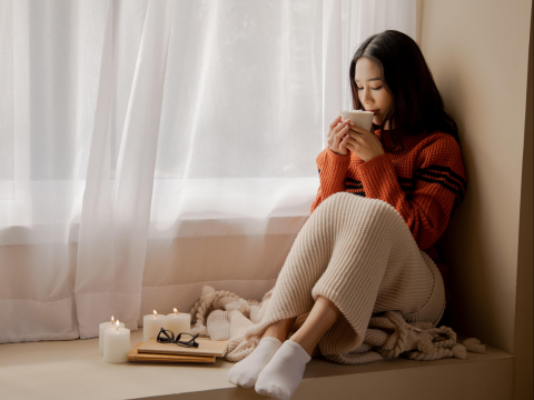 入冬进补越吃越上火？“指节布满青筋”是警讯！专家教3分钟轻飞颤掌，先清内火再补气血 – 大保社