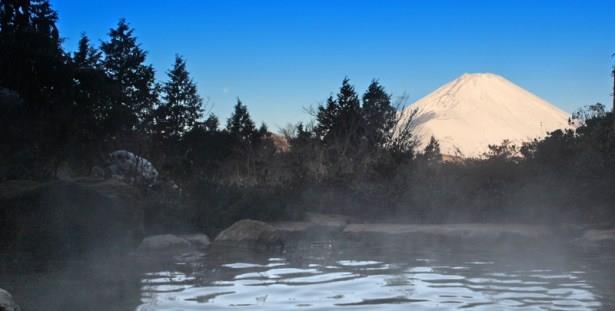 冬天去日本,就是要泡汤啊!10 大温泉胜地,一生一定要来一次! 内容图7 女神网-大潮社TV实时追踪属于女人新资讯的综合网站! 冬天去日本,就是要泡汤啊!10 大温泉胜地,一生一定要来一次! 休闲学堂 图7张