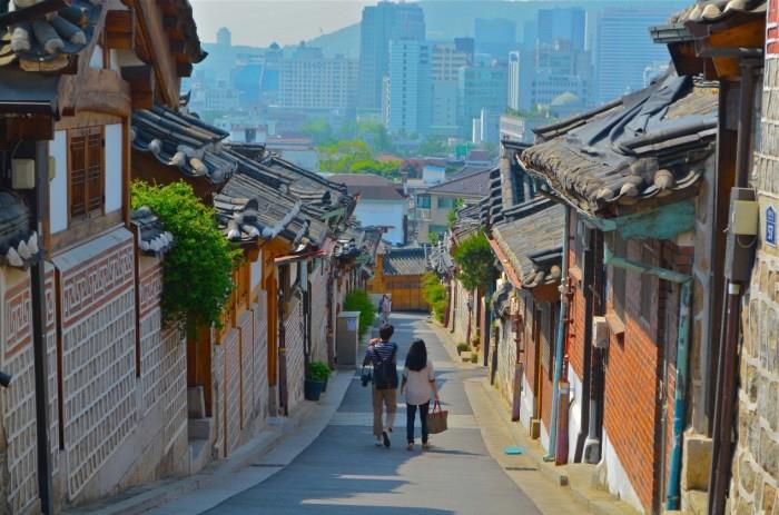 首尔旅游必访北村、三清洞,除了穿韩服之外,还可以逛这些地方! 内容图1 女神网-大潮社TV实时追踪属于女人新资讯的综合网站! 首尔旅游必访北村、三清洞,除了穿韩服之外,还可以逛这些地方! 休闲学堂 图1张