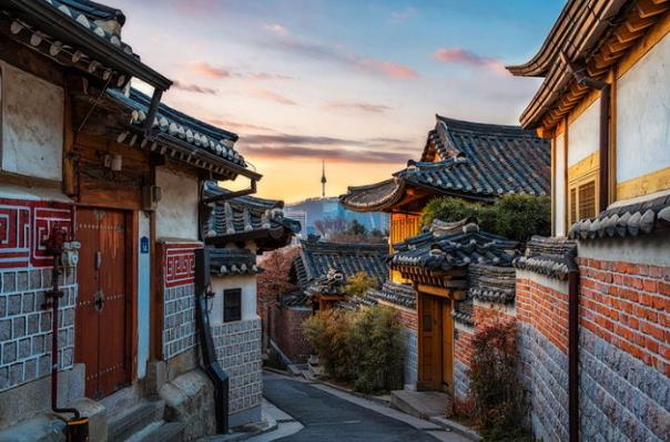 首尔旅游必访北村、三清洞,除了穿韩服之外,还可以逛这些地方! 内容图2 女神网-大潮社TV实时追踪属于女人新资讯的综合网站! 首尔旅游必访北村、三清洞,除了穿韩服之外,还可以逛这些地方! 休闲学堂 图2张