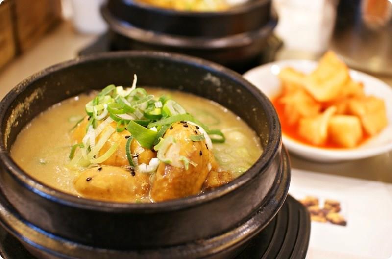 韩国旅游不可错过的道地美味!8 家必吃的参鸡汤名店 内容图12 女神网-大潮社TV实时追踪属于女人新资讯的综合网站! 韩国旅游不可错过的道地美味!8 家必吃的参鸡汤名店 乐活旅行 图12张