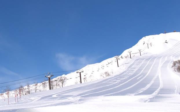 【初学者滑雪懒人包】推荐东京近郊 10 个滑雪场,进入银白色的世界享受浪漫与刺激! 内容图7 女神网-大潮社TV实时追踪属于女人新资讯的综合网站! 【初学者滑雪懒人包】推荐东京近郊 10 个滑雪场,进入银白色的世界享受浪漫与刺激! 休闲学堂 图7张