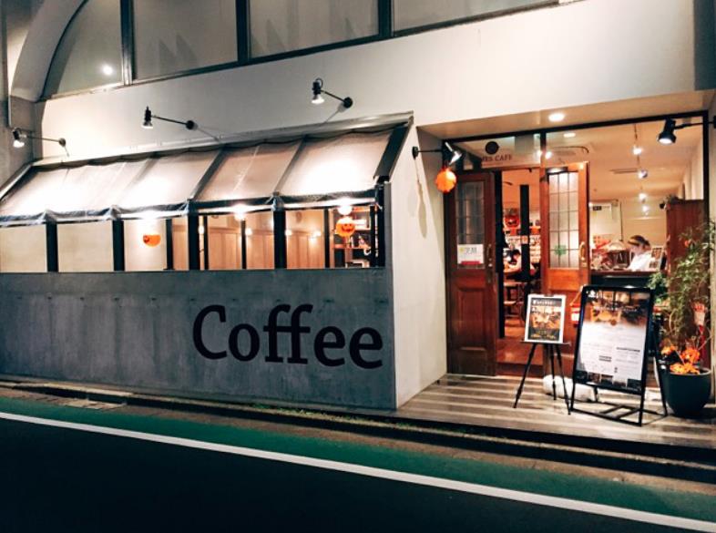 文青心中的一个僻静所:待在宁静的神乐坂,与 4 间怀旧感咖啡厅消磨时光吧! 内容图2 女神网-大潮社TV实时追踪属于女人新资讯的综合网站! 萤幕快照 2018-12-28 14_01_25.png