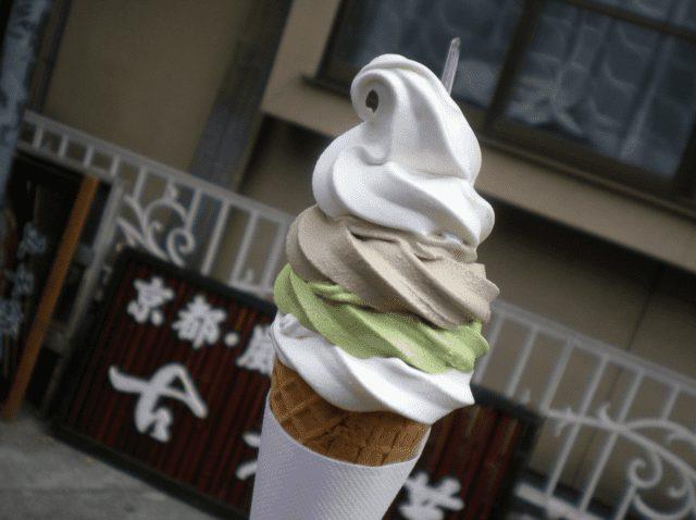 美味しい!来到京都岚山,必尝的私房人气美食 TOP 10:?鱼荞麦面、汤豆腐、OBUU 抹茶…… 内容图4 女神网-大潮社TV实时追踪属于女人新资讯的综合网站! ice_cream_picture-e1551892549849.jpg