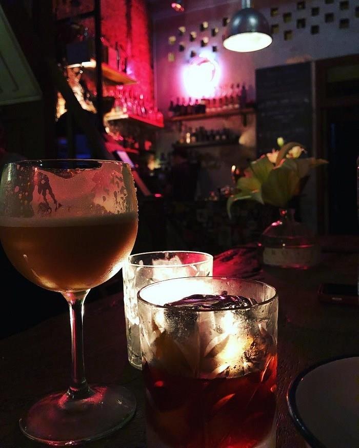 在这没有不好喝的调酒!游曼谷必去 8 间特色酒吧,畅饮热闹的泰国夜生活 内容图8 女神网-大潮社TV实时追踪属于女人新资讯的综合网站! tee.jpg