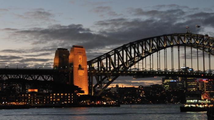 澳洲自由行必玩 10 大特色体验:海滩冲浪、高山滑雪、高空跳伞……挑战刺激与感官的融合! 内容图9 女神网-大潮社TV实时追踪属于女人新资讯的综合网站! FotoJet - 2019-09-03T113223.413