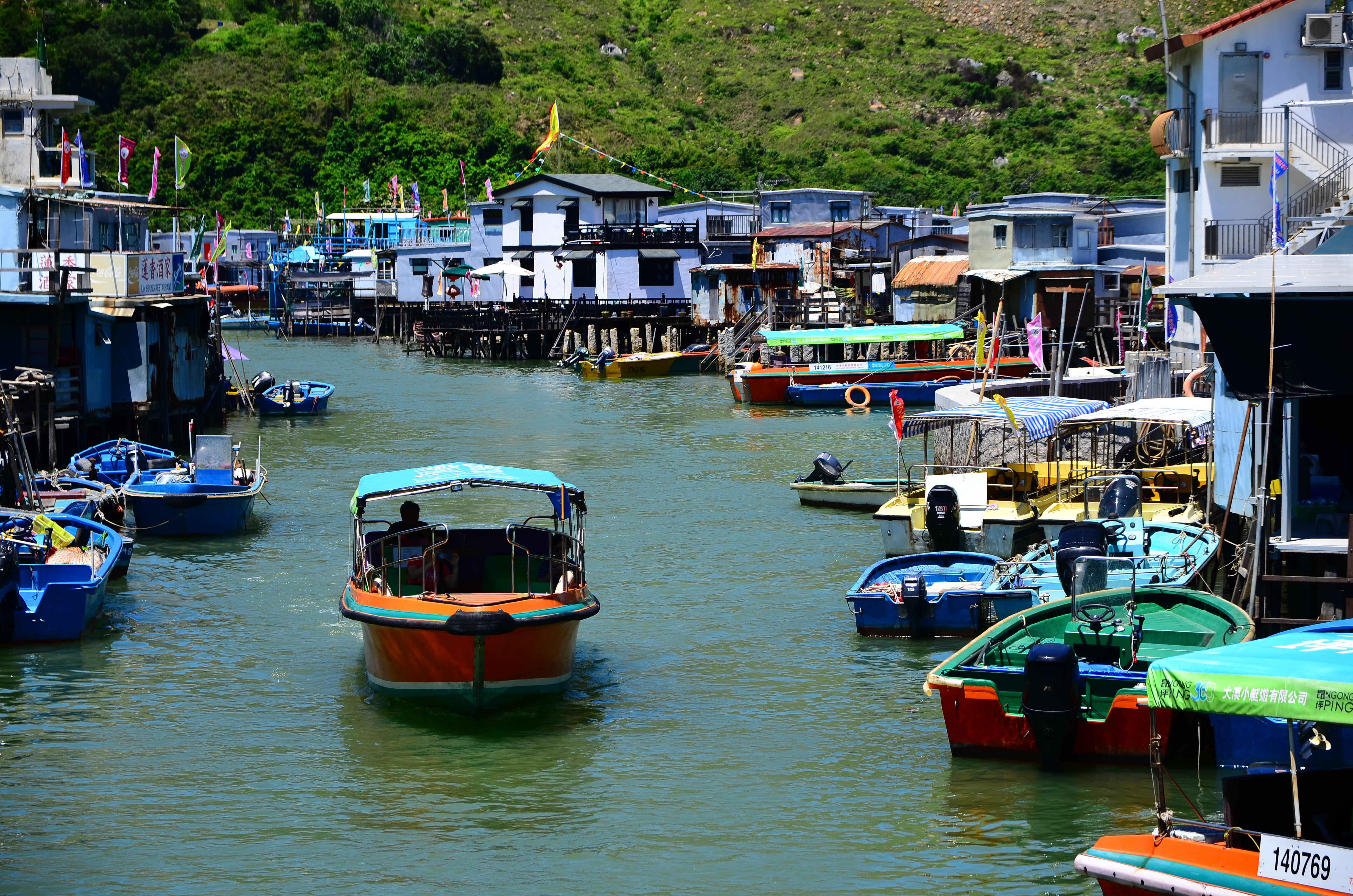 TW人心中 Top10 国外景点大赏:圣米歇尔山、哈比人村、长滩岛…规划年度旅游地图! 内容图5 女神网-大潮社TV实时追踪属于女人新资讯的综合网站! 18555717924_446fd6da83_o