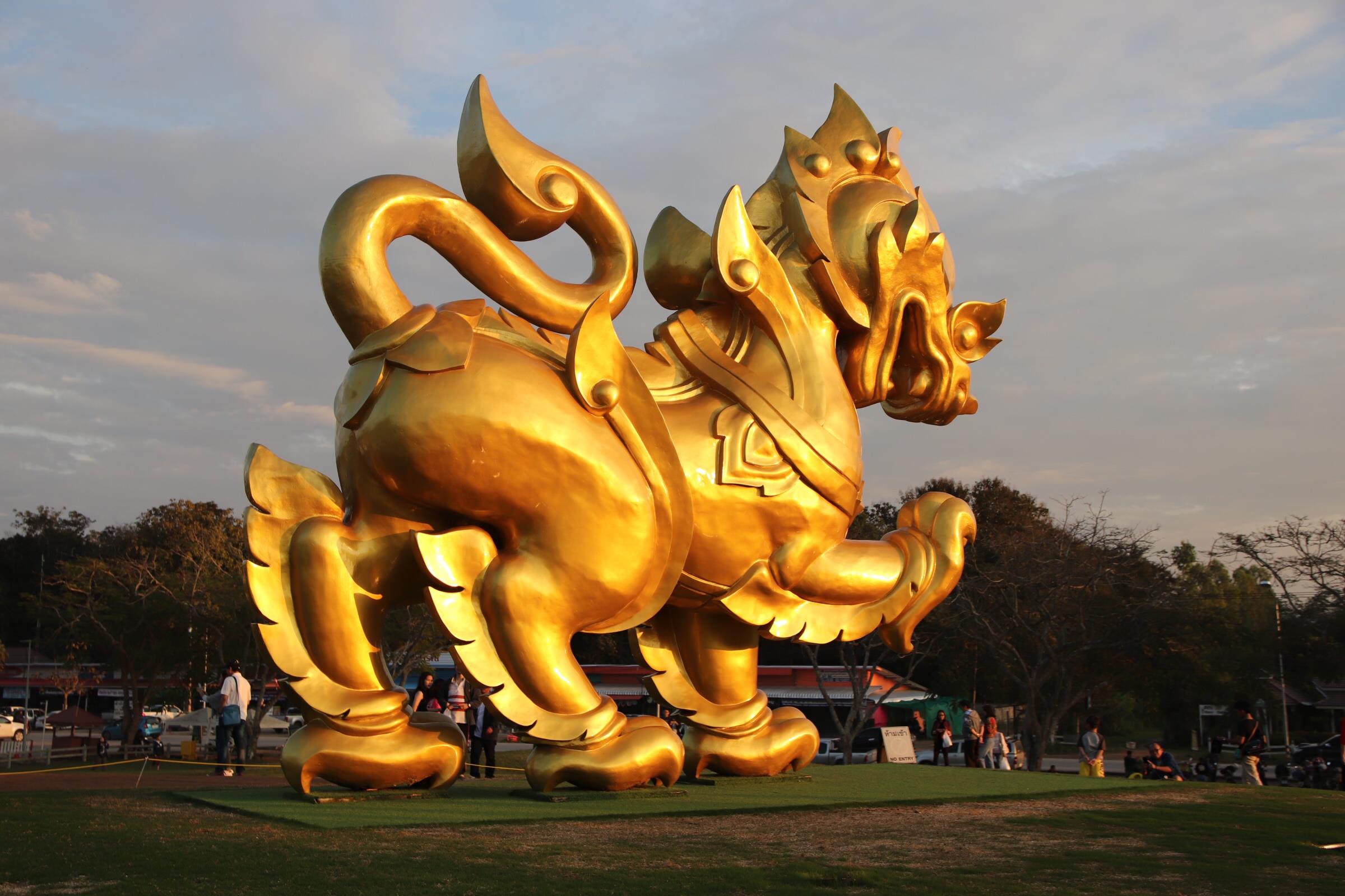 泰国清莱怎么玩?白黑蓝庙、帕尧胡、长颈族聚落,一赏泰北的清幽风情 内容图8 女神网-大潮社TV实时追踪属于女人新资讯的综合网站! 25938225428_3384897a28_o