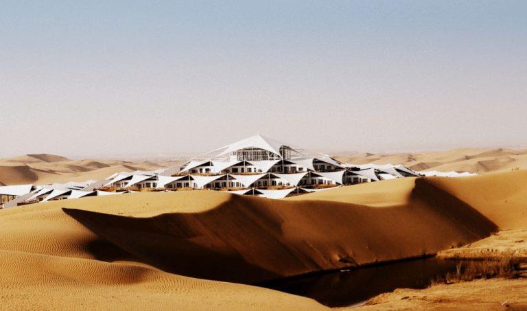 此生必去一间!新加坡 AsiaOne 评选 8 间超越星级亚洲旅店给你梦幻回忆 内容图7 女神网-大潮社TV实时追踪属于女人新资讯的综合网站! XIANGSHAWAN-DESERT-LOTUS-HOTEL-768x453.jpg