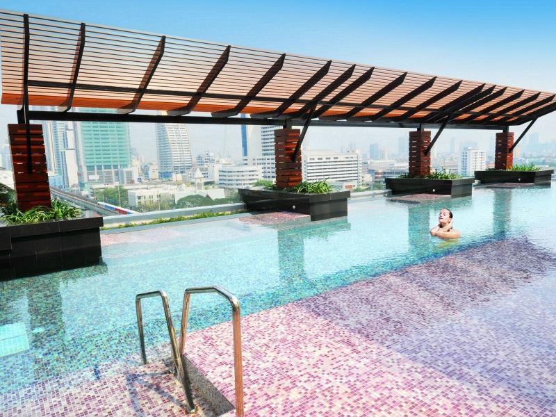 这不是饭店是天堂! 8 家曼谷“无边际泳池”住宿一生一定要去一次 内容图12 女神网-大潮社TV实时追踪属于女人新资讯的综合网站! 这不是饭店是天堂! 8 家曼谷“无边际泳池”住宿一生一定要去一次 今晚睡哪 图12张