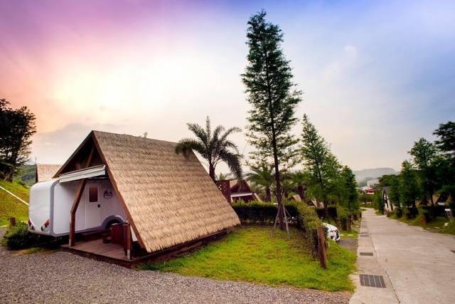 不再大包小包!9 个媲美饭店的露营车民宿,懒人也能接近大自然、仰望星空的乐趣! 内容图3 女神网-大潮社TV实时追踪属于女人新资讯的综合网站! 不再大包小包!9 个媲美饭店的露营车民宿,懒人也能接近大自然、仰望星空的乐趣! 今晚睡哪 图3张